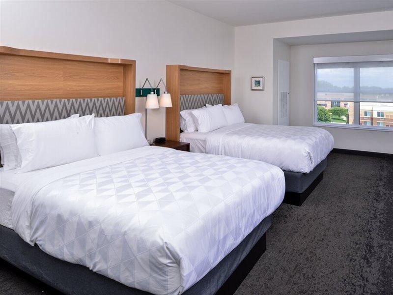 Holiday Inn Detroit Northwest - Livonia By Ihg Exterior photo